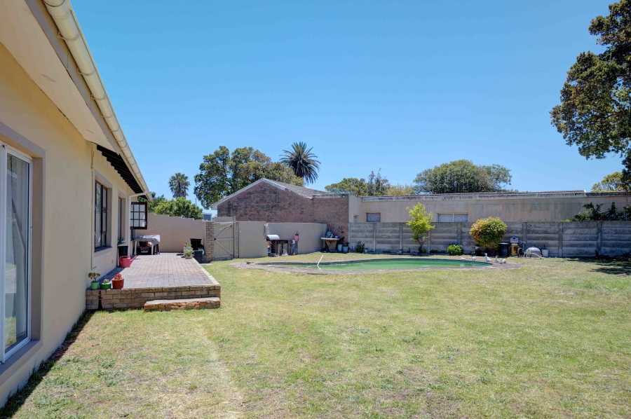 3 Bedroom Property for Sale in Rowallan Park Eastern Cape